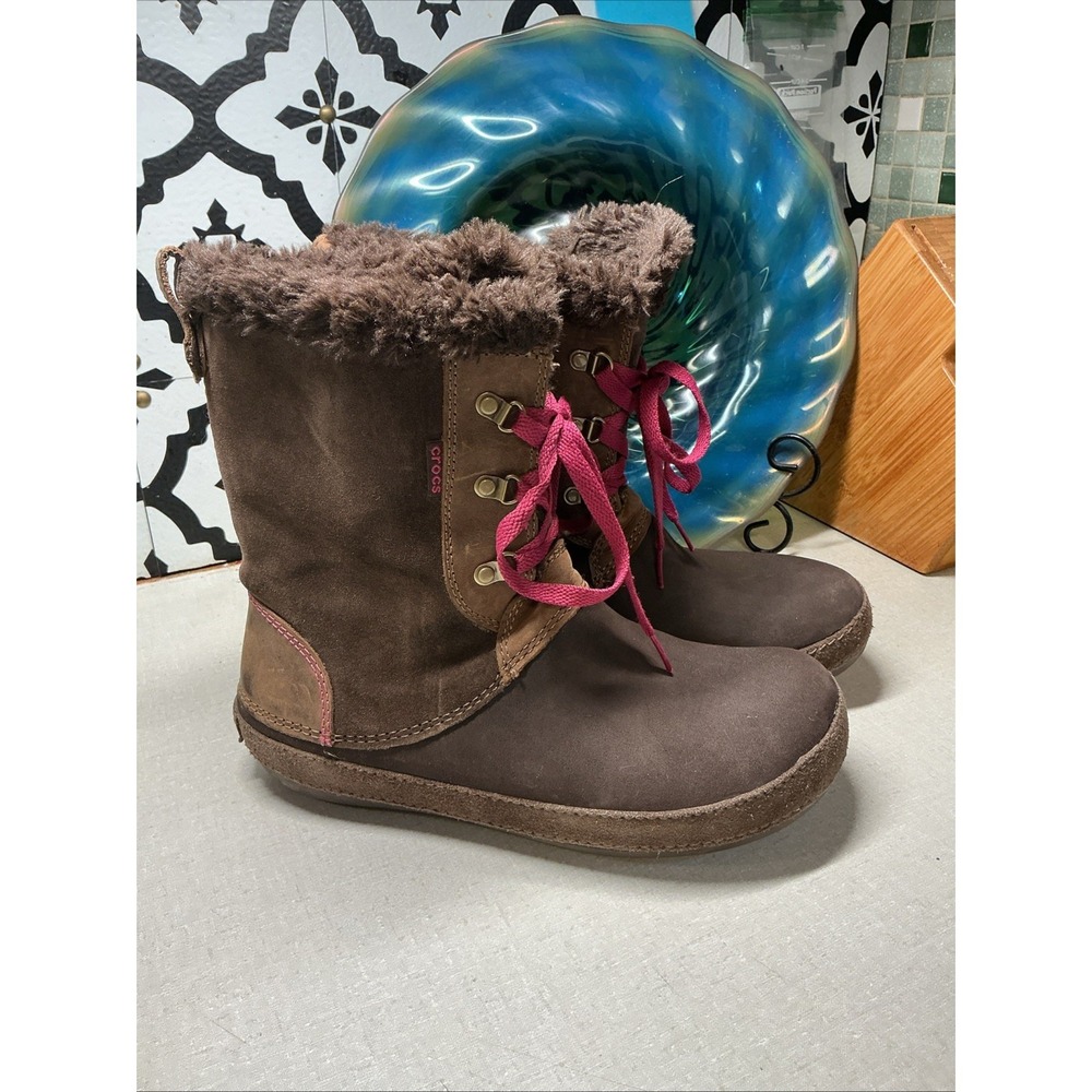 Crocs Womens Berryessa Hiker Boot Suede Leather Faux Fur Lined (Size 11)